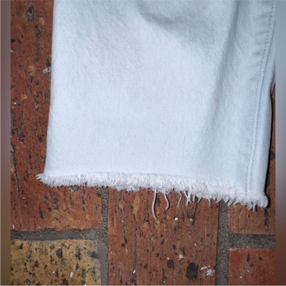 Levi’s 501 Original Fit Jeans Light Wash Cropped Raw Hem Button Fly W29 L26 - Picture 6 of 11